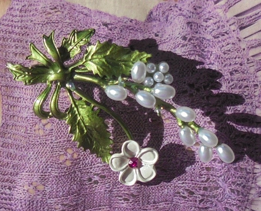 prachtige broche, Overige materialen, 4 tot 7 cm, Met kristal, Verzenden