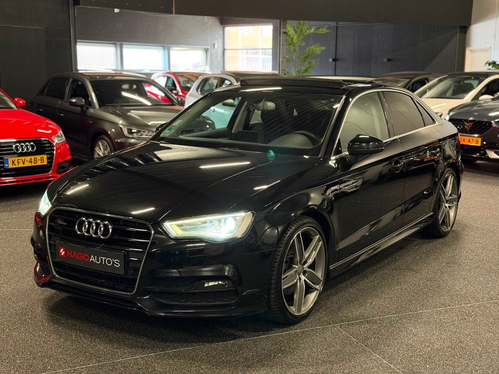 Audi A3 LIMOUSINE 1.8 TFSI quattro S-Line S-TRONIC/180-PK/PA, Automaat, Gebruikt, 4 cilinders, Automatische klimaatregeling