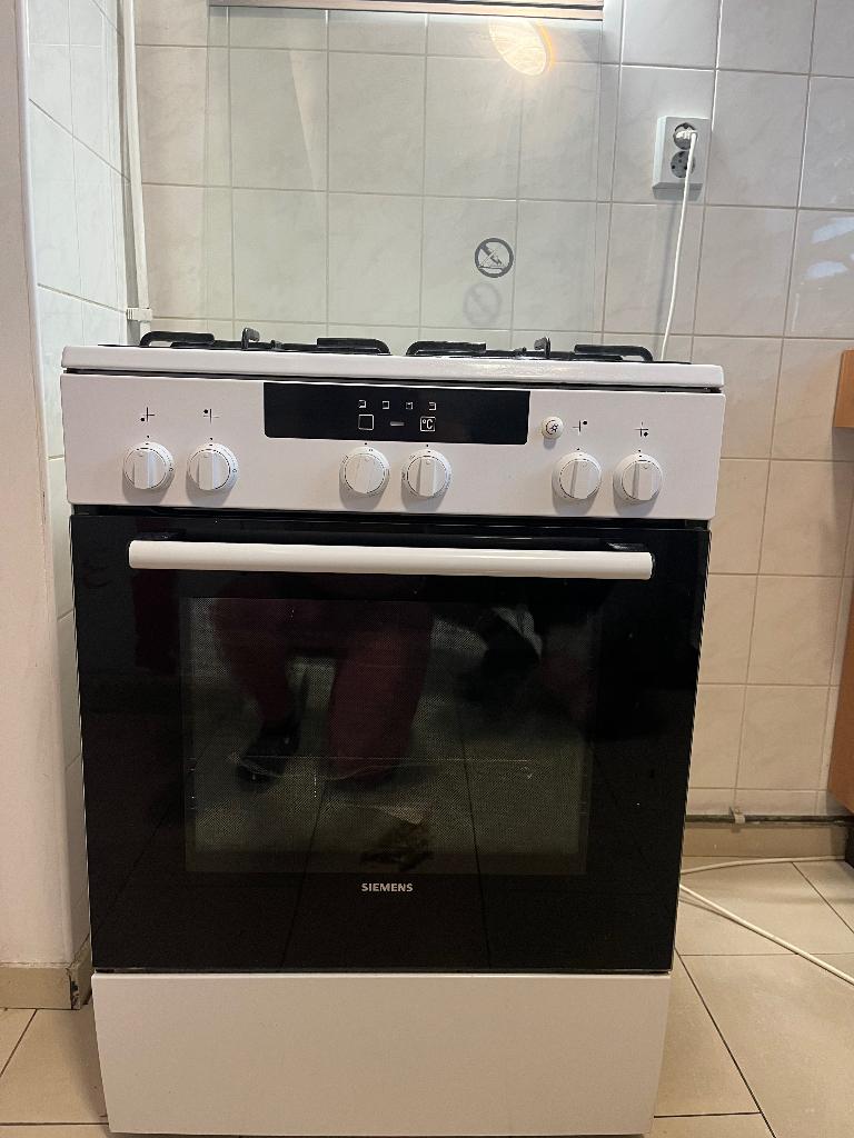 Siemens gasfornuis, Witgoed en Apparatuur, Fornuizen, Ophalen, Gebruikt, 4 kookzones, Gas