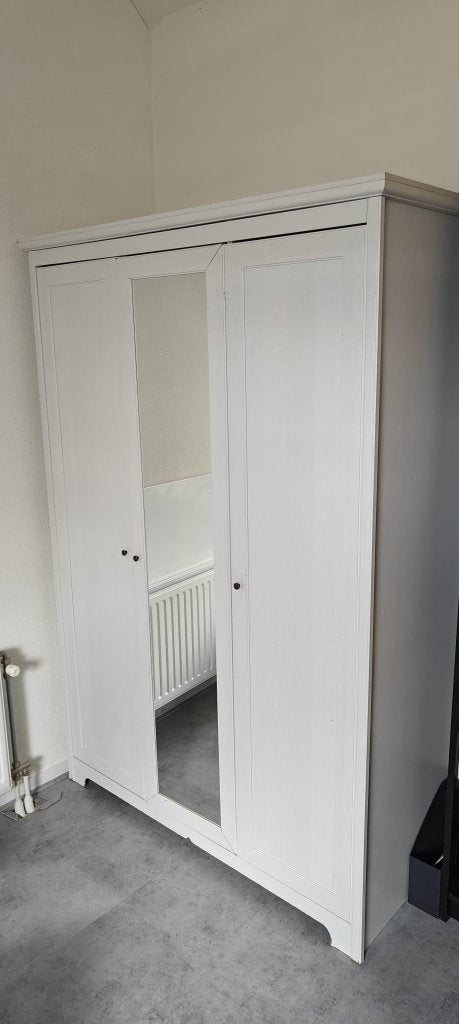 Kleding kast, Ophalen, Met deur(en), Gebruikt, 100 tot 150 cm