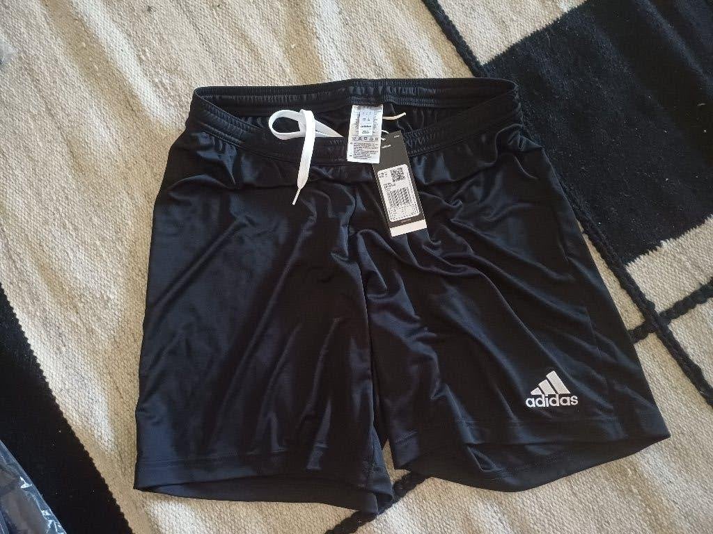 adidas sportbroek kort zwart (maat L) of wit (maat S), nieuw, Adidas, Zwart, Nieuw, Ophalen of Verzenden