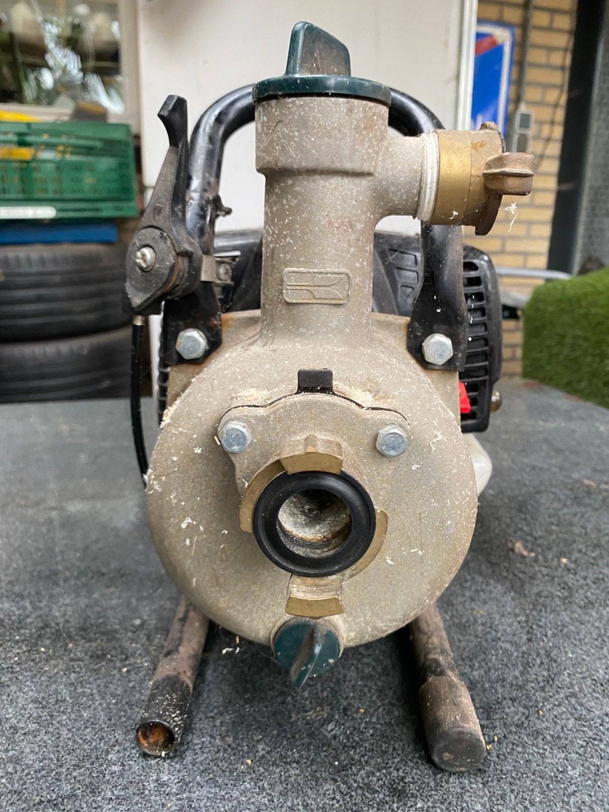 Goedlopende Koshin waterpomp(mengsmering), Ophalen, Gebruikt, Beregeningspomp