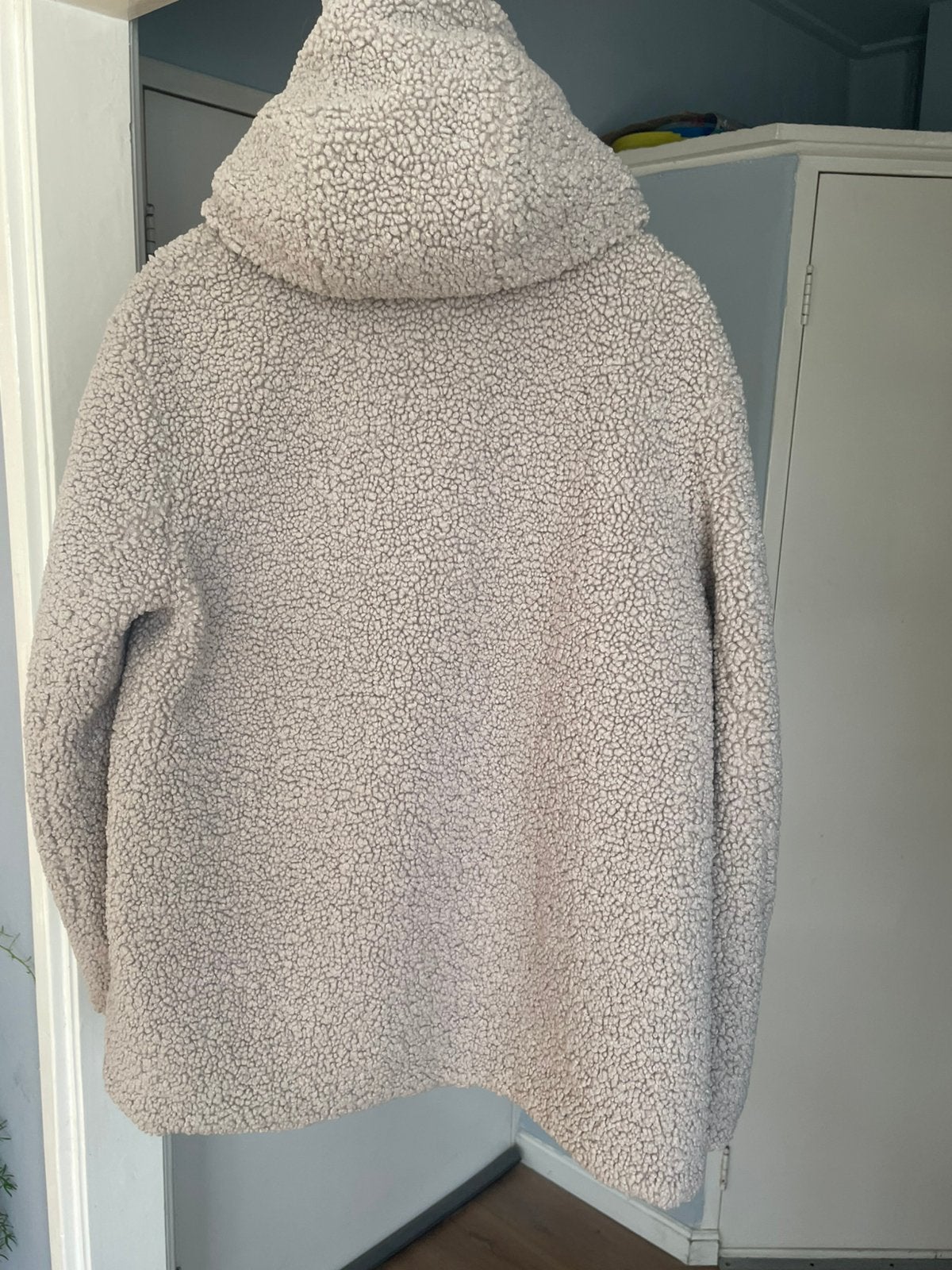 White Label teddy jas, mt 40, Ophalen of Verzenden, Zo goed als nieuw, Maat 38/40 (M), Beige