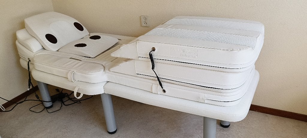 andumedic pro met onderstel, Sport en Fitness, Massageproducten, Ophalen, Zo goed als nieuw, Massagetafel