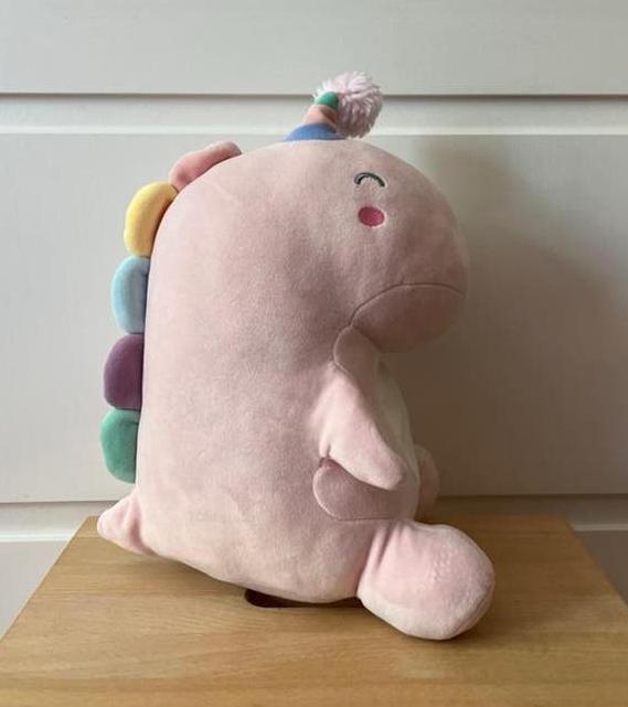 Roze Dinosaurus Knuffel met Regenboog Stekels, Dinosaurus, Ophalen of Verzenden, Zo goed als nieuw, Middelgroot (20 tot 80 cm)