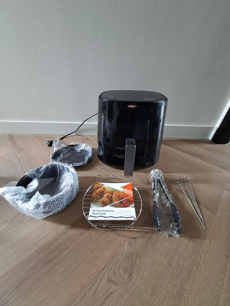 Philips Airfryer met ongebruikte accessoires set, Witgoed en Apparatuur, Airfryers, Ophalen, Gebruikt, Airfryer XL, 1000 t/m 1499 gram