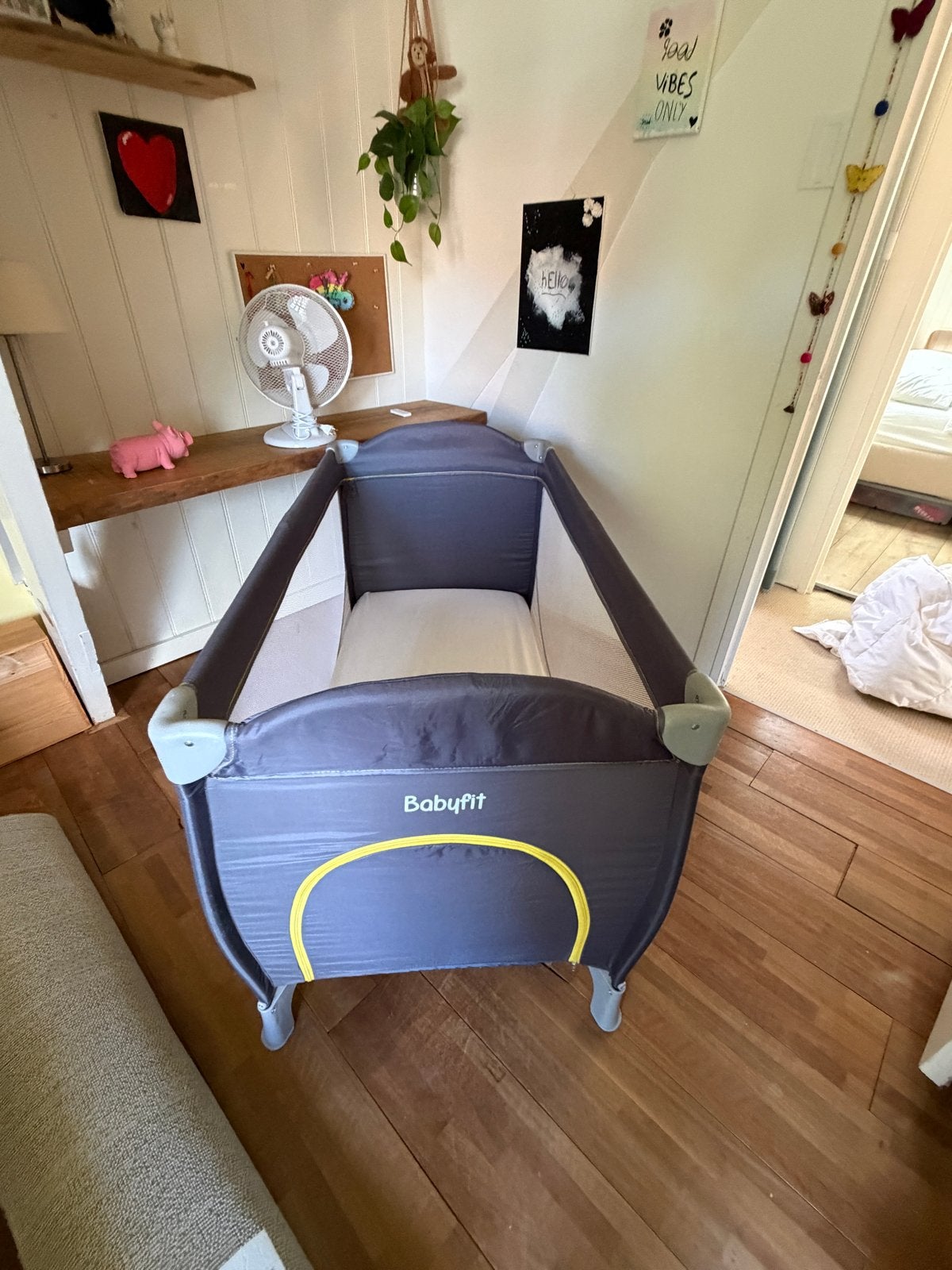 Reiswiegje met extra dun matras, Kinderen en Baby's, Ophalen, Gebruikt, Reisbedje