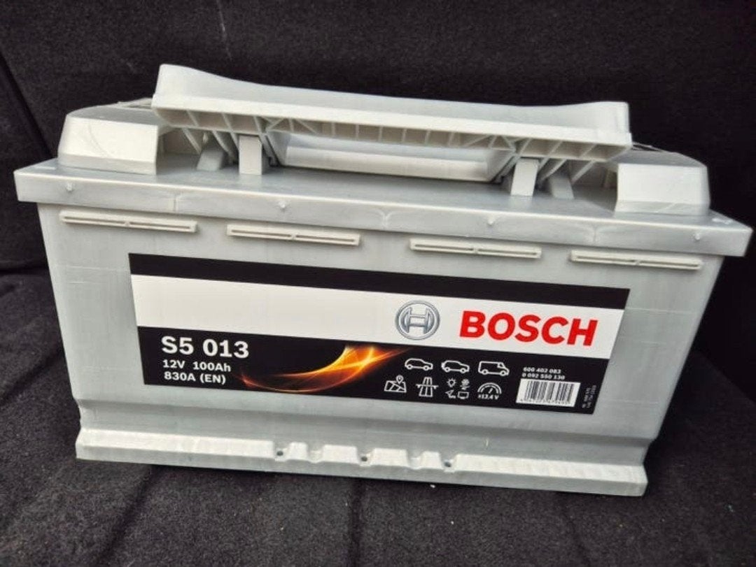 Nieuwe Bosch S5 013 accu - 12V 100Ah 830A (EN), Auto-onderdelen, Accu's en Toebehoren, Ophalen, Nieuw