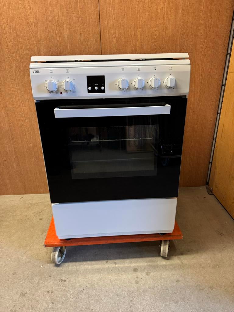ETNA Vrijstaand Gasfornuis met Oven, Witgoed en Apparatuur, Fornuizen, Ophalen, Etna, Gebruikt, Etna