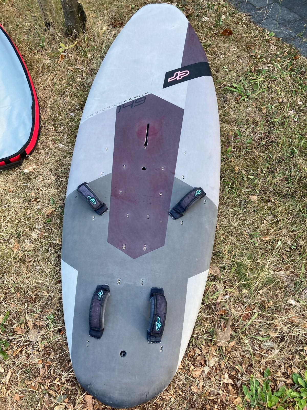JP Australia Magic Ride Family 149 Windsurfplank, Watersport en Boten, Windsurfen, Ophalen, 250 tot 300 cm, Gebruikt, Met vin(nen)