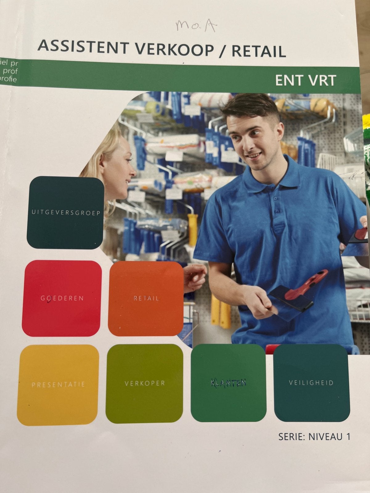 Assistent Verkoop / Retail - Niveau 1 (Zo goed als nieuw), Ophalen, Zo goed als nieuw, LBO