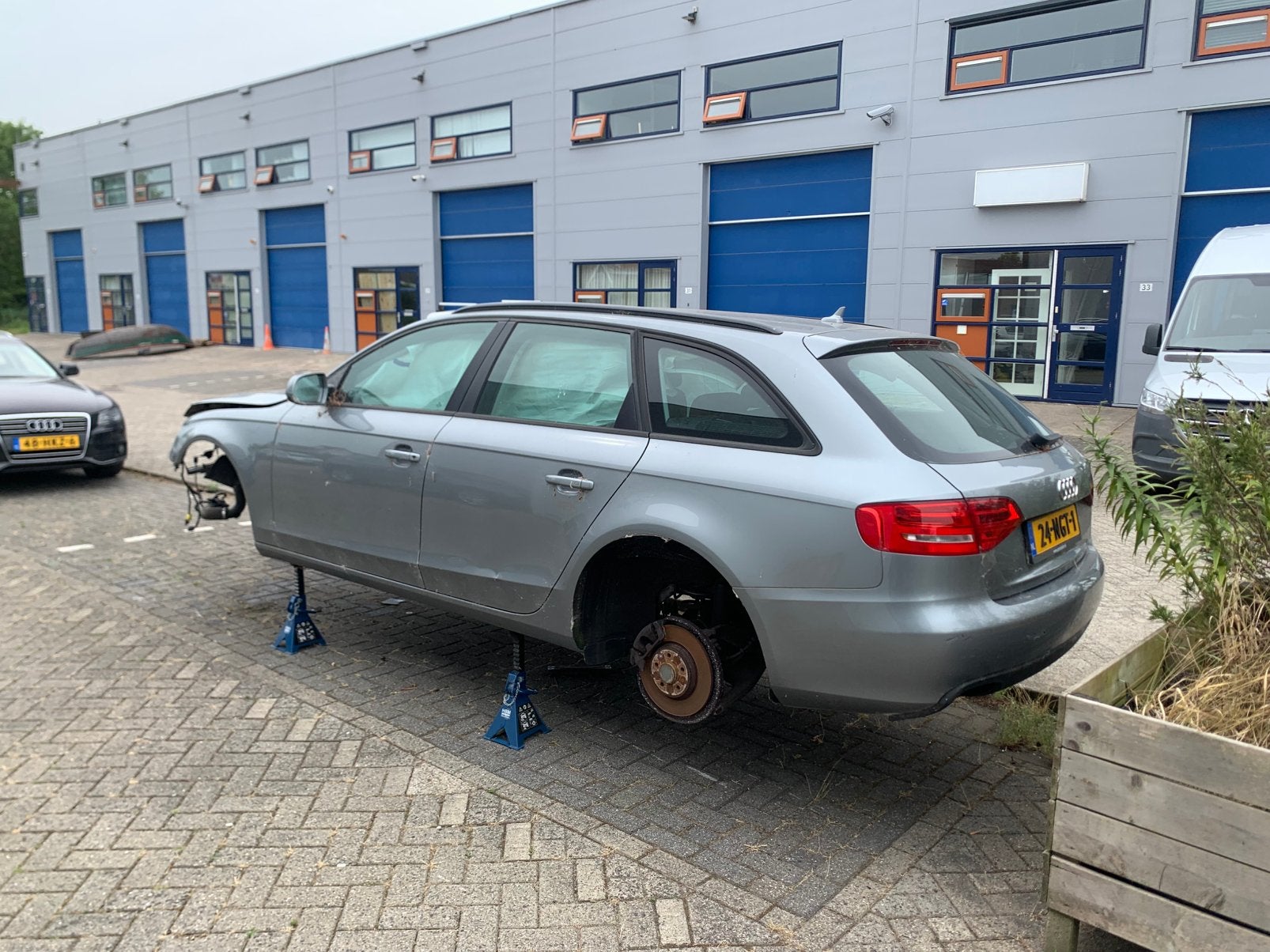 Audi A4 1.8 Tfsi 118KW Avant 2009 Chassis met kenteken, Ophalen, Voor, Audi, Bumper