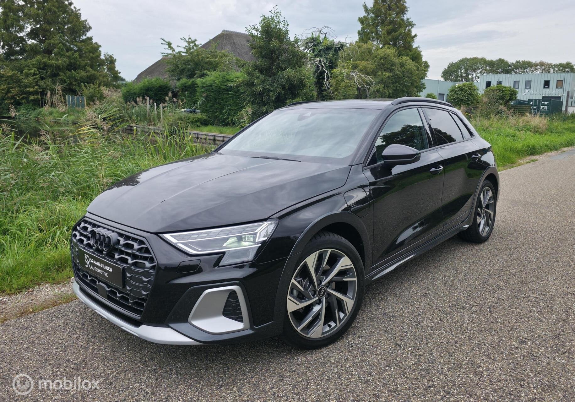 Audi A3 allstreet 40 TFSI e / 3x S-Line / Sfeer / Cam / Navi, Zwart, 4 cilinders, Leder en Stof, Zwart