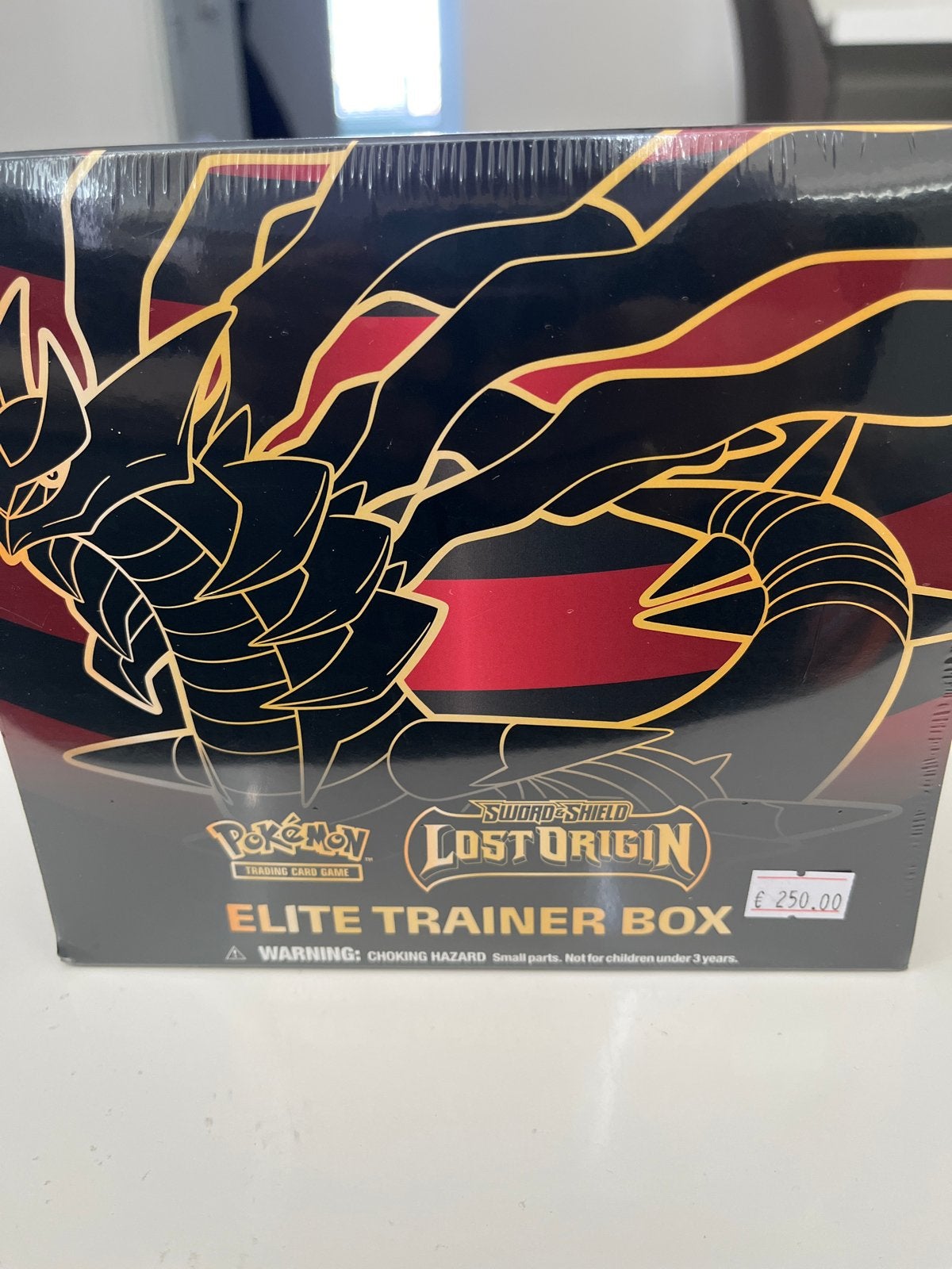 Pokémon Lost Origin Elite Trainer Box, Ophalen of Verzenden, Nieuw, Boosterbox
