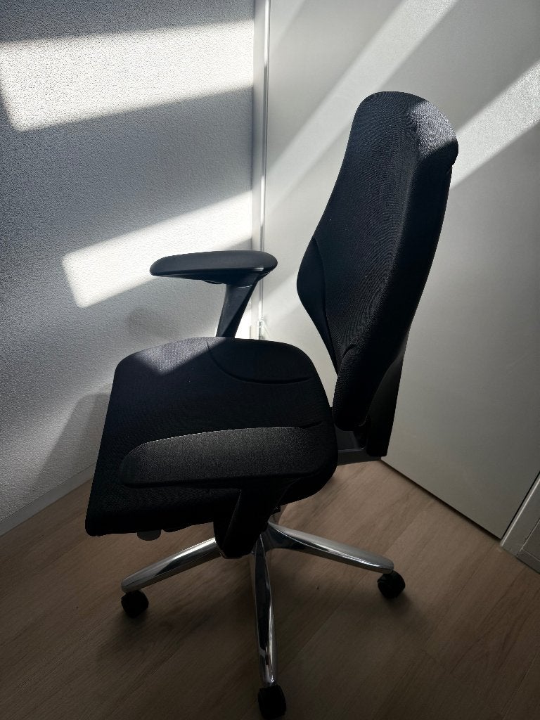 Bureaustoel Giroflex 64-4578, Ophalen, Zwart, Zo goed als nieuw, Bureaustoel