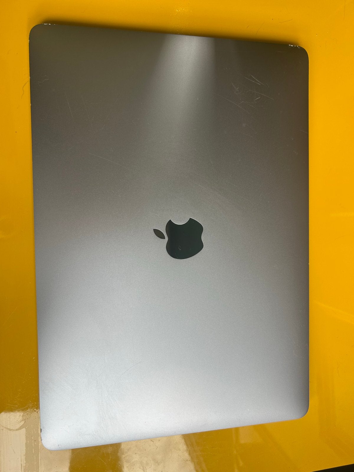 MacBook Pro 13-inch 2019 - 8GB RAM, 128GB SSD