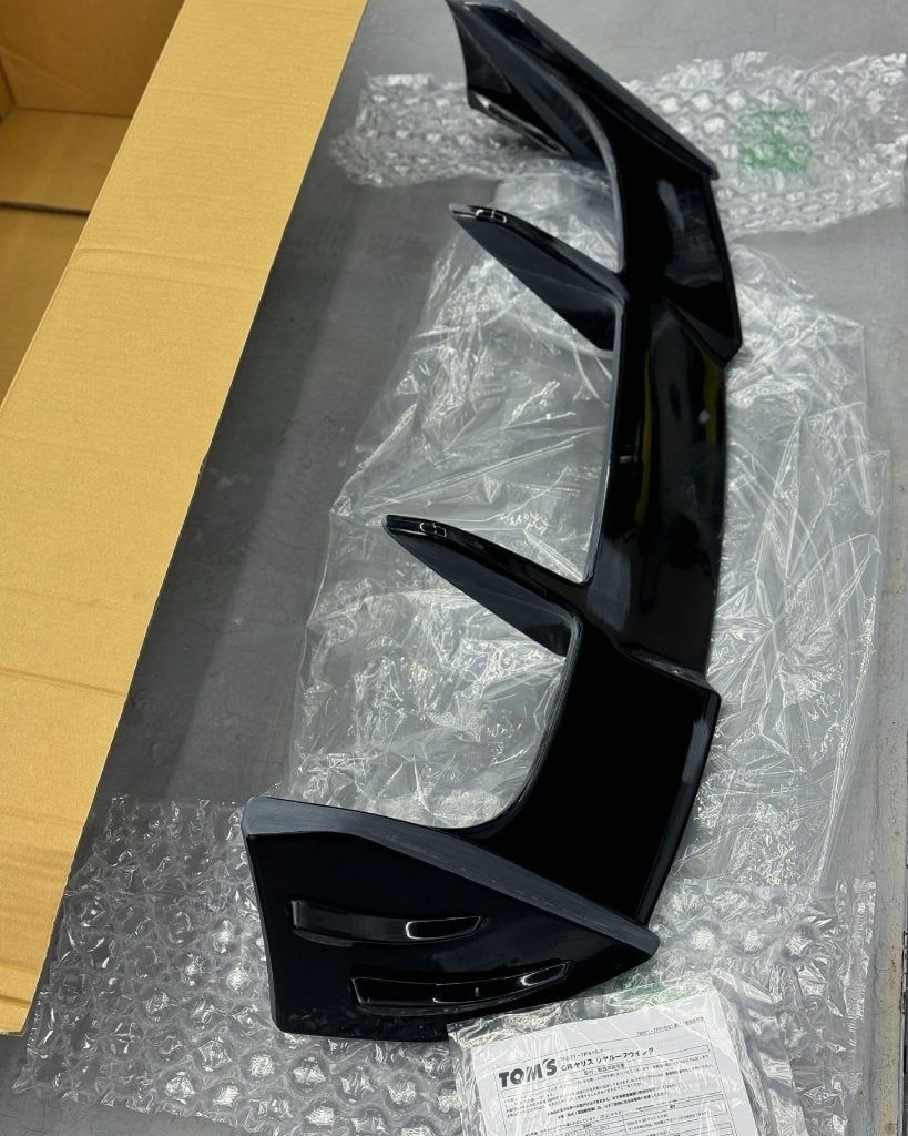 Tom's Racing roof wing spoiler - Toyota Yaris GR 20+, Ophalen of Verzenden