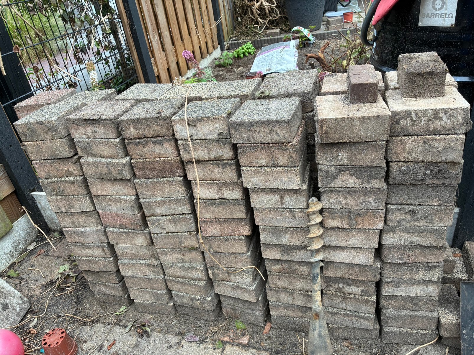 Gratis stenen en tegels, Tuin en Terras, Ophalen, Gebruikt, Beton, Overige typen