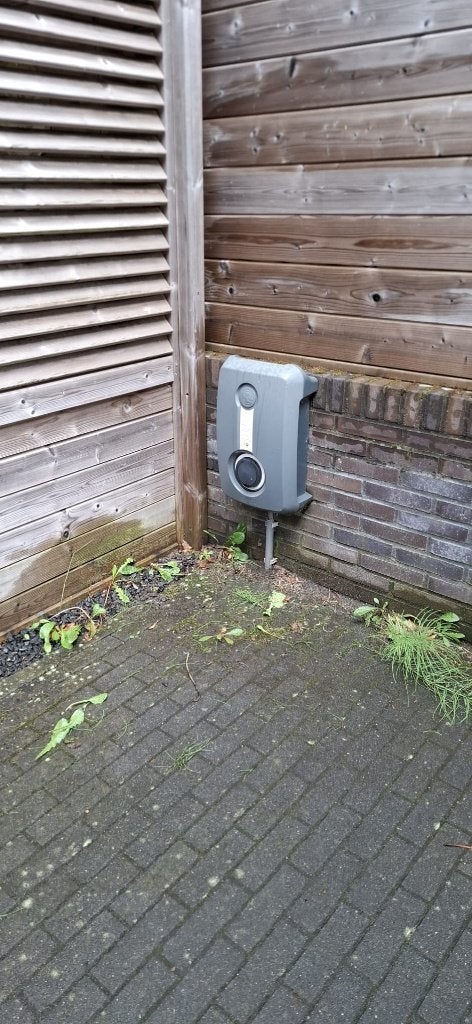 EVBox wandbevestiging - Plug & Play, 1 & 3 fase laden, Ophalen of Verzenden, Gebruikt, Laadpaal