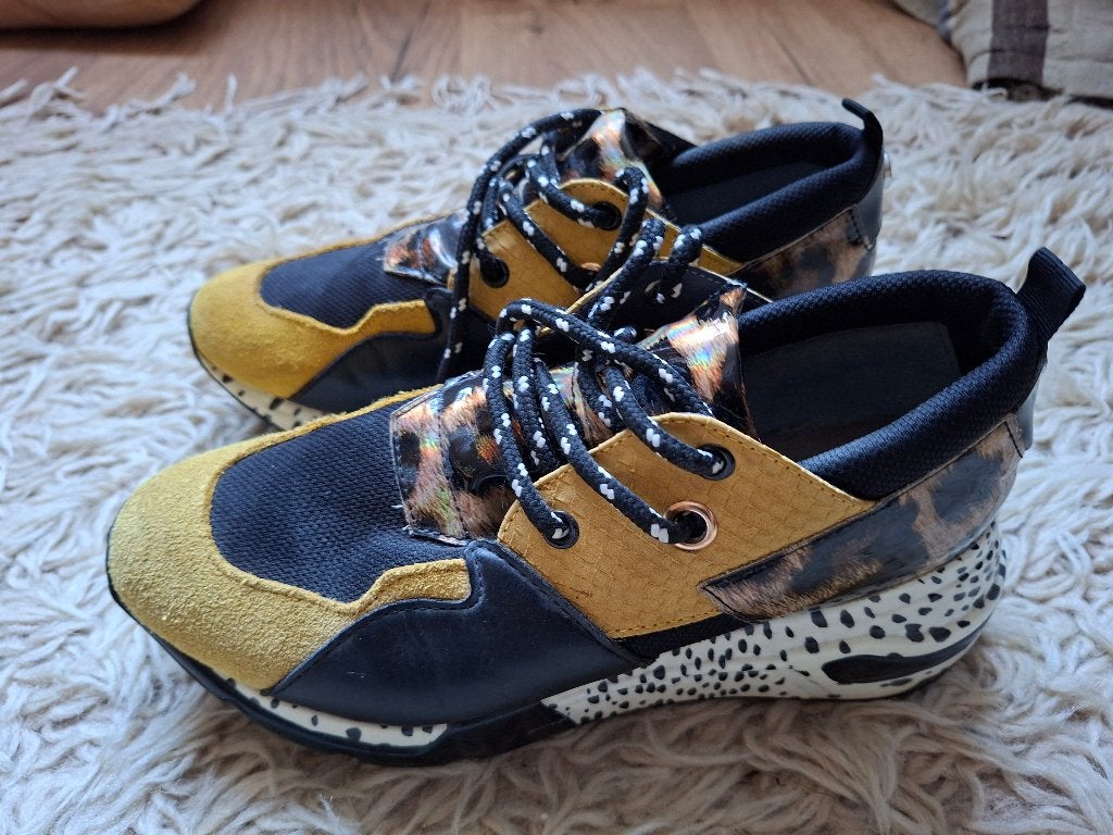 Zgan. Steve Madden Cliff dad sneakers mt.38, Geel, Steve Madden, Ophalen of Verzenden, Sneakers of Gympen