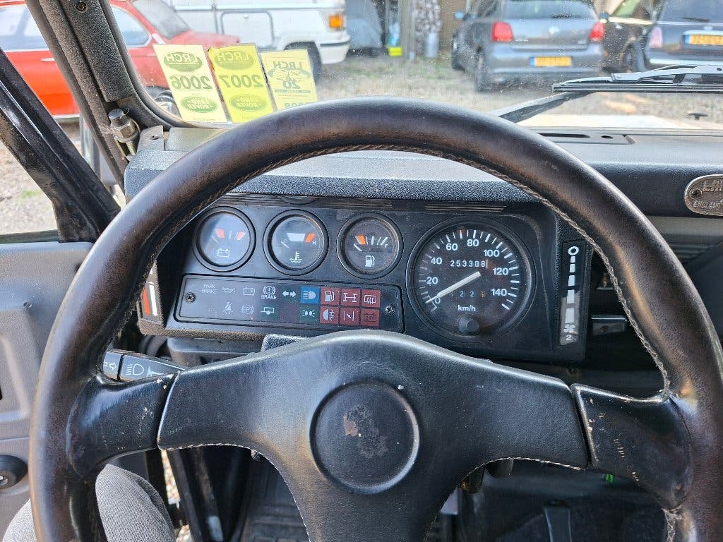 Land Rover Defender 1990, Zwart, 3.9 liter V8 Automaat, 6p, foto 8