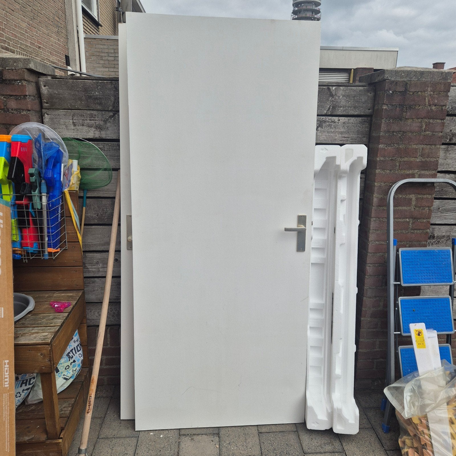 Gratis. 3x Witte binnendeur met klink - Zo goed als nieuw, Ophalen, 80 tot 100 cm, Binnendeur, Zo goed als nieuw