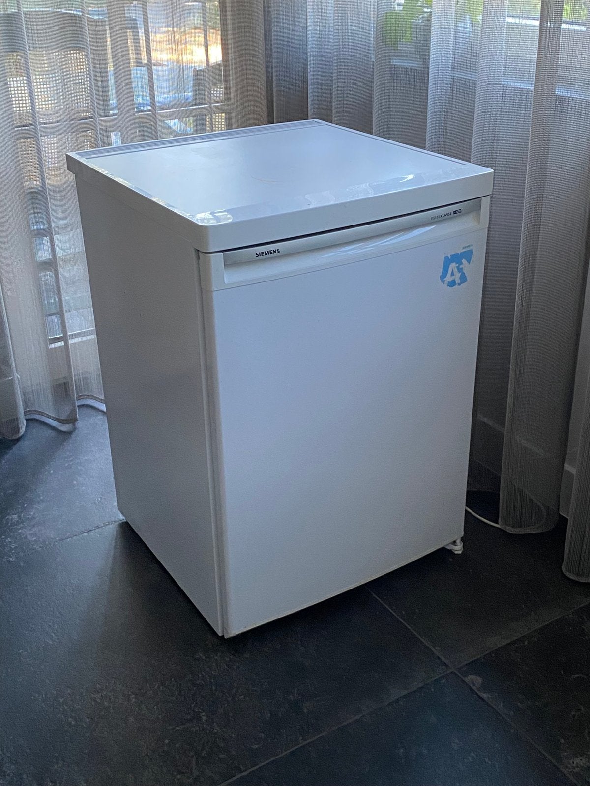 Vriezer SIEMENS tafelmodel, Gebruikt, Energieklasse A of zuiniger, Ophalen, Vrieskast
