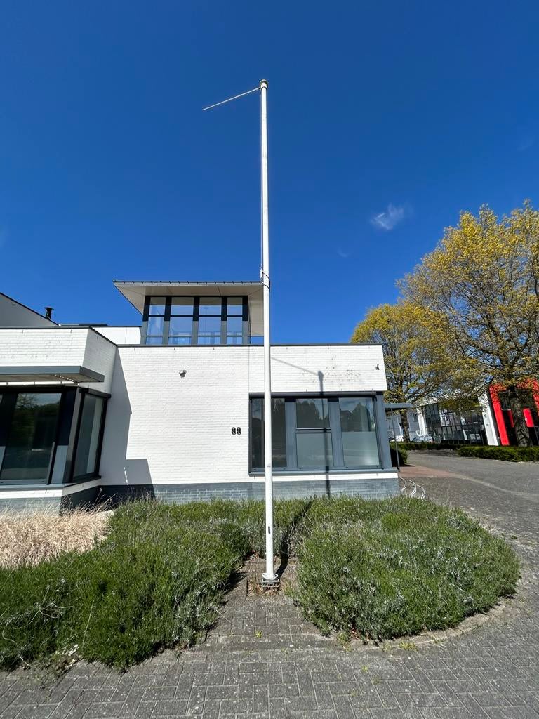 Vlaggenmasten 4 x (8meter lang), Ophalen, Gebruikt