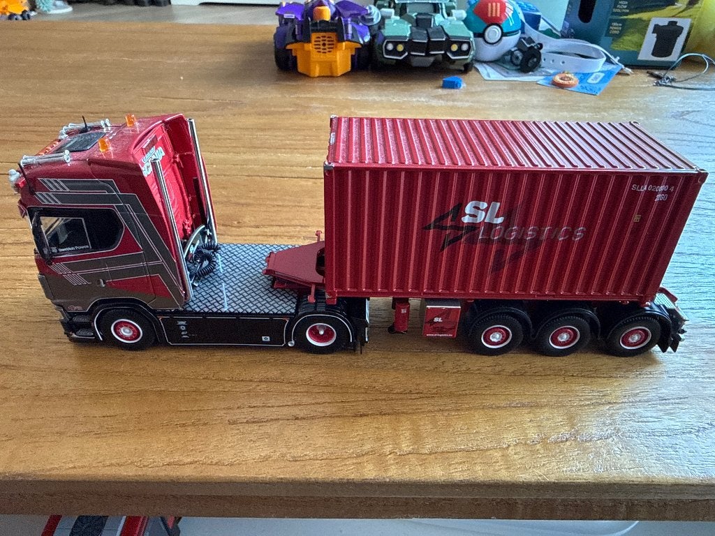 Tekno vrachtwagens DAF & SCANIA MET OPLEGGERS, Hobby en Vrije tijd, Modelauto's | 1:50, Ophalen, Zo goed als nieuw, Bus of Vrachtwagen