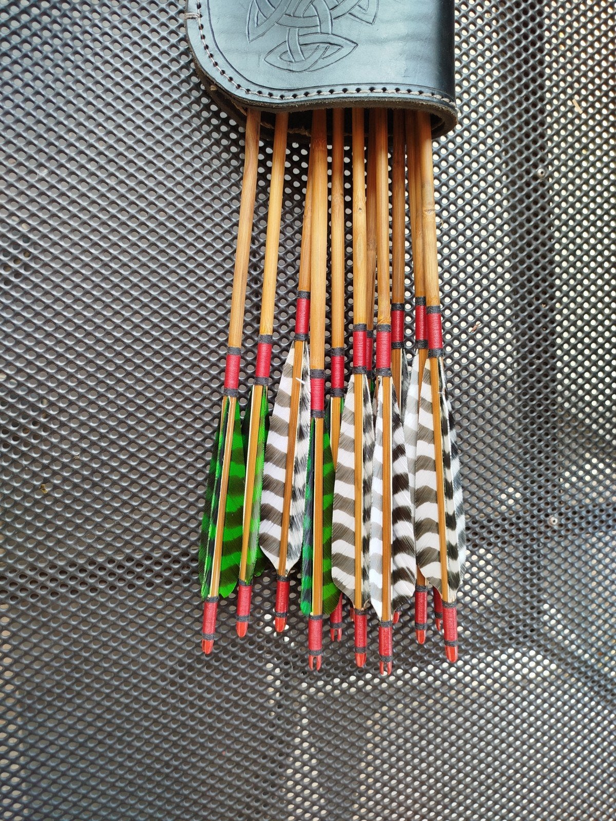 Houten en bamboe pijlen diverse sets, Sport en Fitness, Handboogschieten, Ophalen of Verzenden, Zo goed als nieuw, Pijlen
