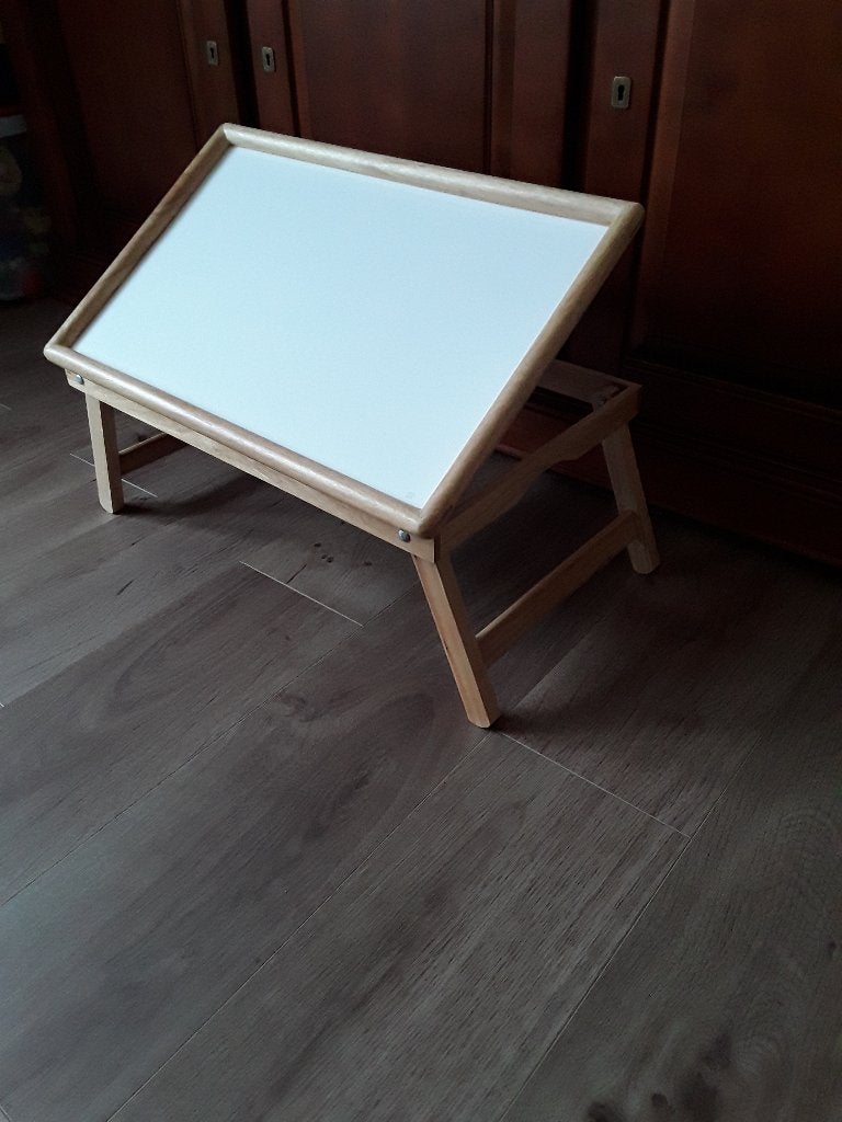 bed tafeltje. laptop tafeltje, Ophalen of Verzenden, Zo goed als nieuw
