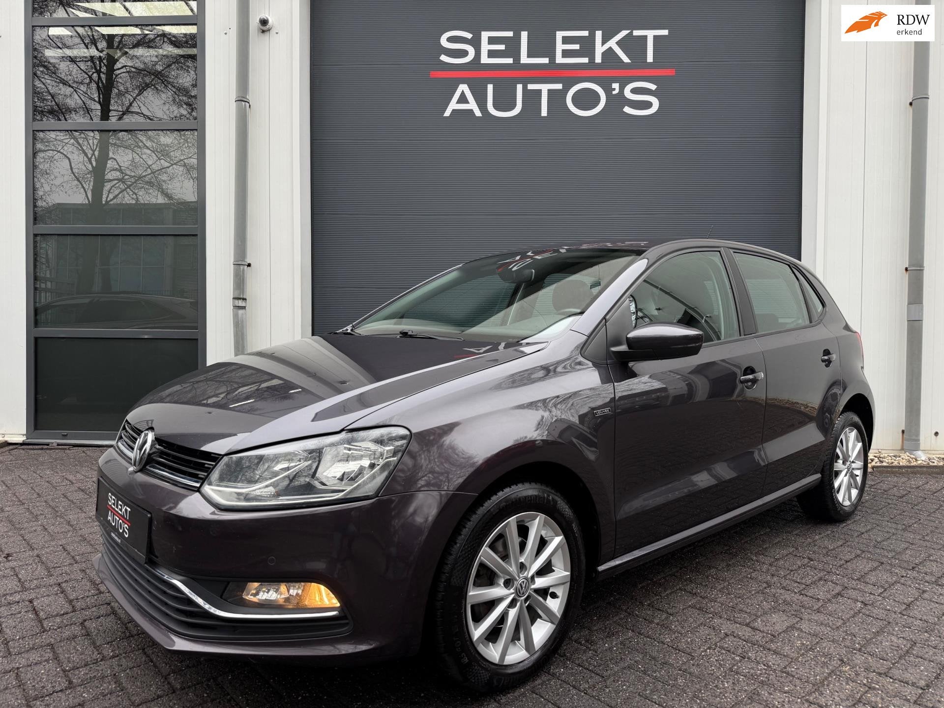 Volkswagen Polo 1.2 TSI Lounge 90 Pk DSG Cruise/Climate/Navi, Stof, Gebruikt, Zwart, Origineel Nederlands
