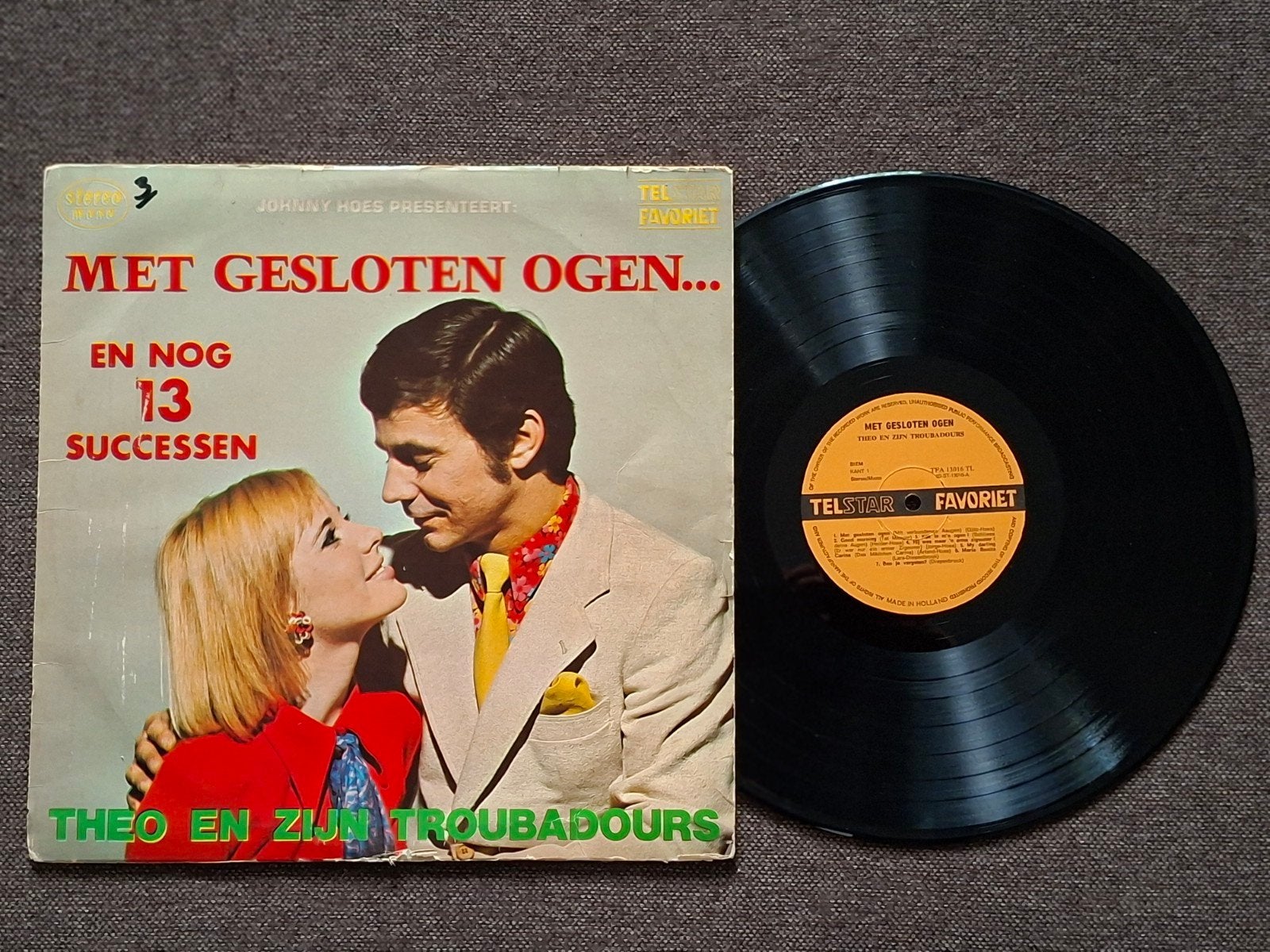 Theo en zijn Troubadours - Met Gesloten Ogen LP met poster, Cd's en Dvd's, LP, Gebruikt, Pop, Ophalen of Verzenden