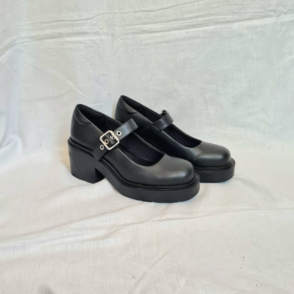 Zwarte Mary Jane-schoenen van veganistisch leer, maat 39, Kleding | Dames, Zwart, Ophalen of Verzenden, Monki, Schoenen met hoge hakken