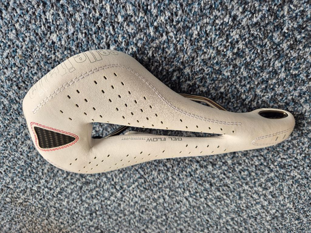 Selle Italia Gel Flow zadel, Ophalen, Leer, Racefiets, Zo goed als nieuw