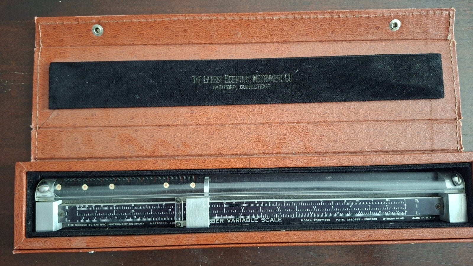 Gerber Variable Scale Model T900 met etui, Ophalen of Verzenden, Gebruikt