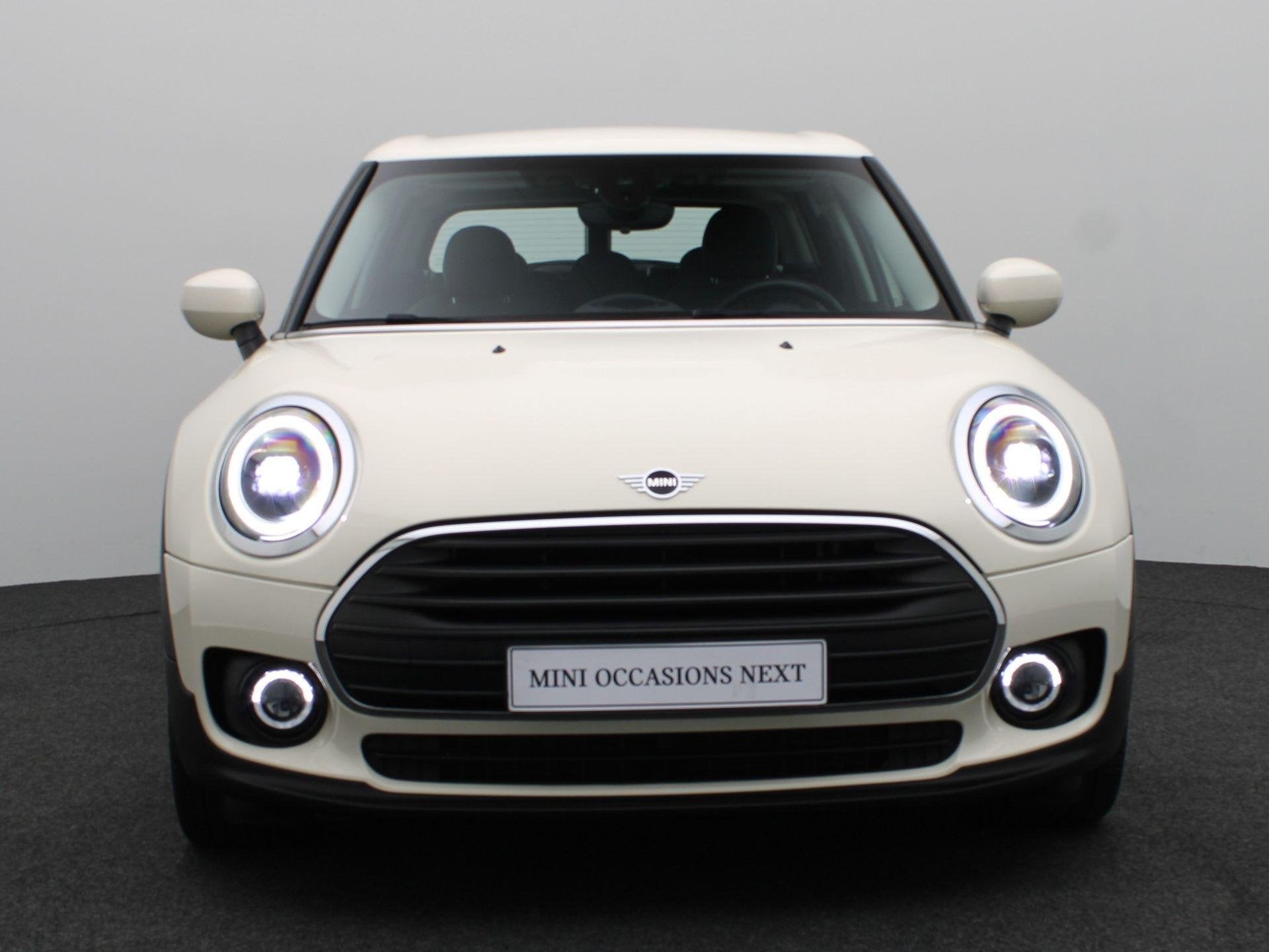 MINI Clubman One Business Edition + Classic + Sportstoelen +, Stof, Gebruikt, Wit, Handgeschakeld