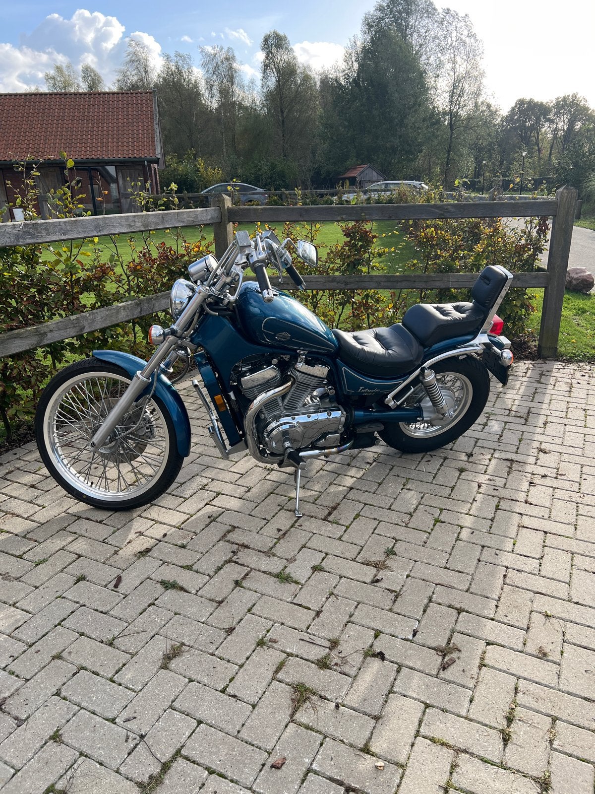 Suzuki Intruder vs800 - Chopper in uitstekende staat, Motoren, 2 cilinders, Chopper, Gebruikt, Particulier