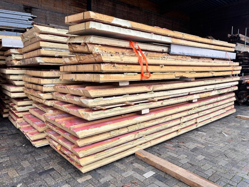 500 m² Opstalan renovatiedakplaten | 92 mm | 570x120 cm, Gebruikt, Hardschuim (Pir), 15 m² of meer, 8 tot 12 cm