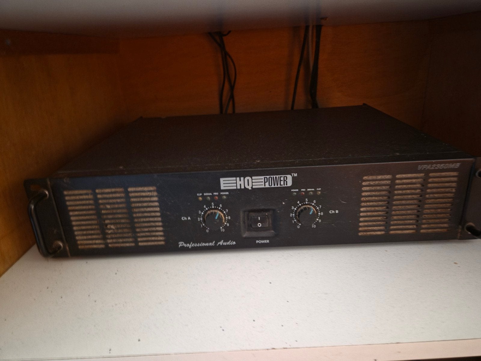 HQ Power VPA2350MB Professionele Audio Versterker, Gebruikt, 60 tot 120 watt, Stereo, Ophalen