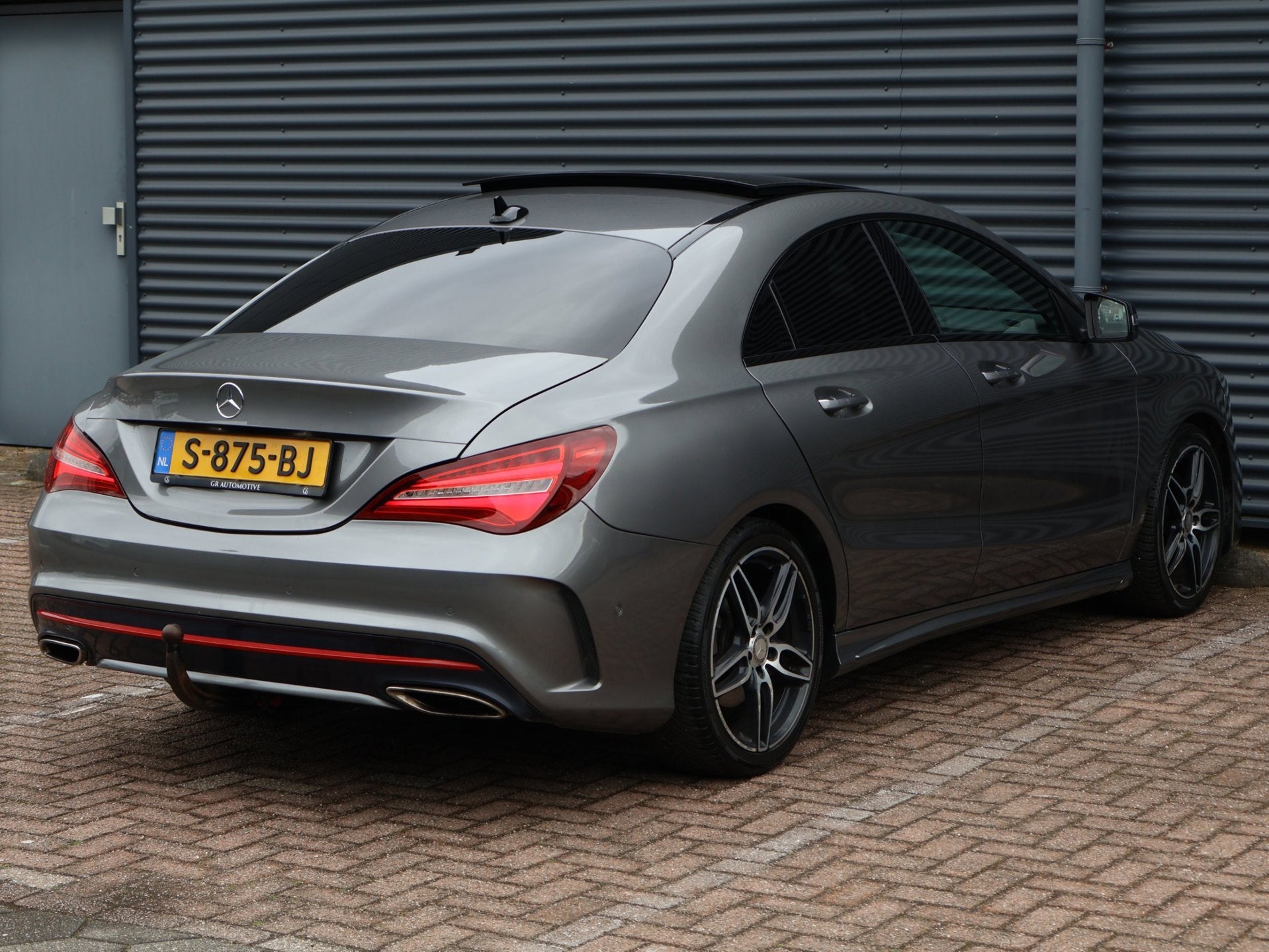 Mercedes-Benz CLA-klasse 250 Prestige AMG|Vol opties, Auto's, CLA, Gebruikt, 4 cilinders, Leder