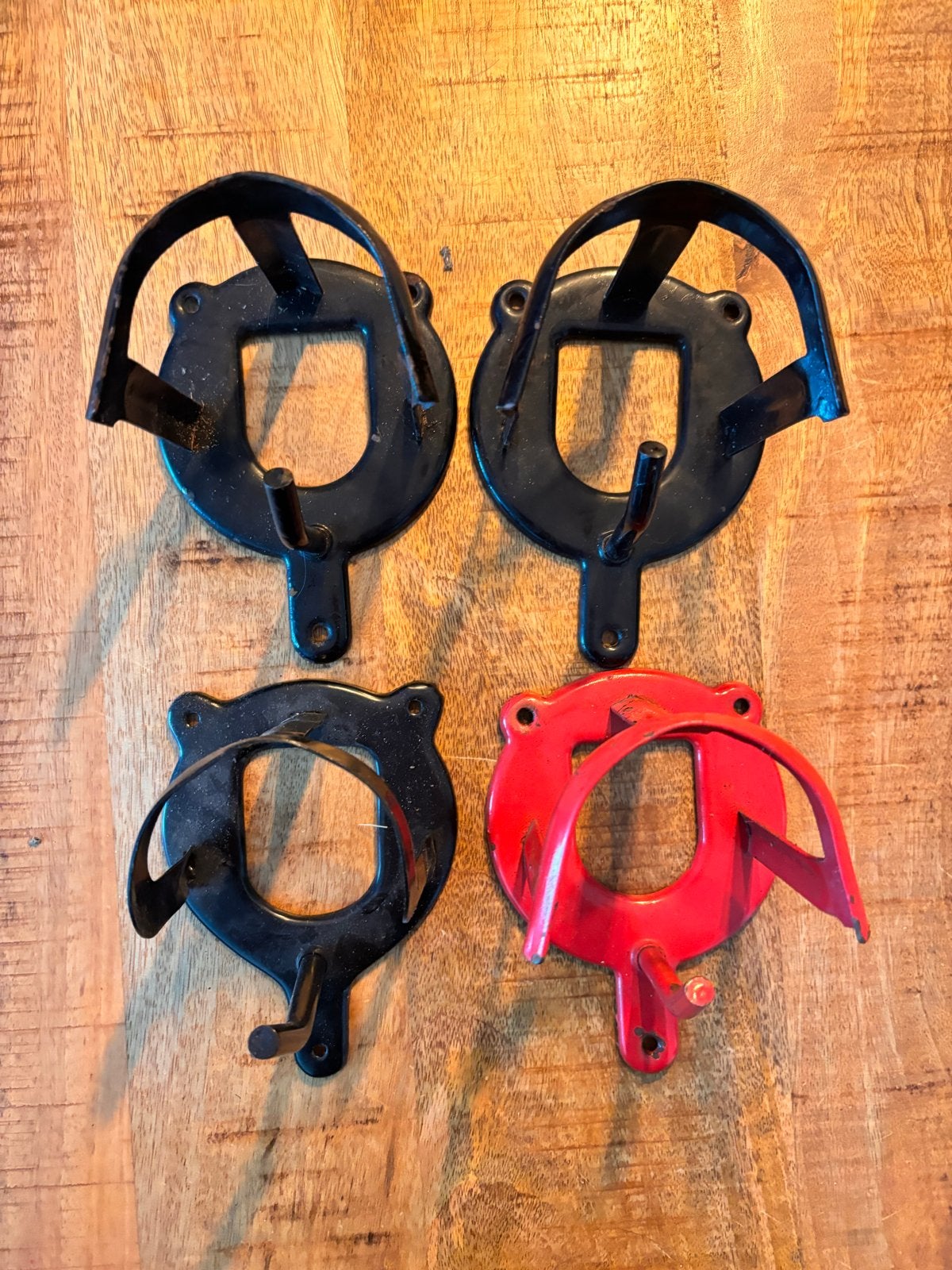Hoofdstelhouders/hangers 4 stuks, Ophalen, Gebruikt, Dressuur