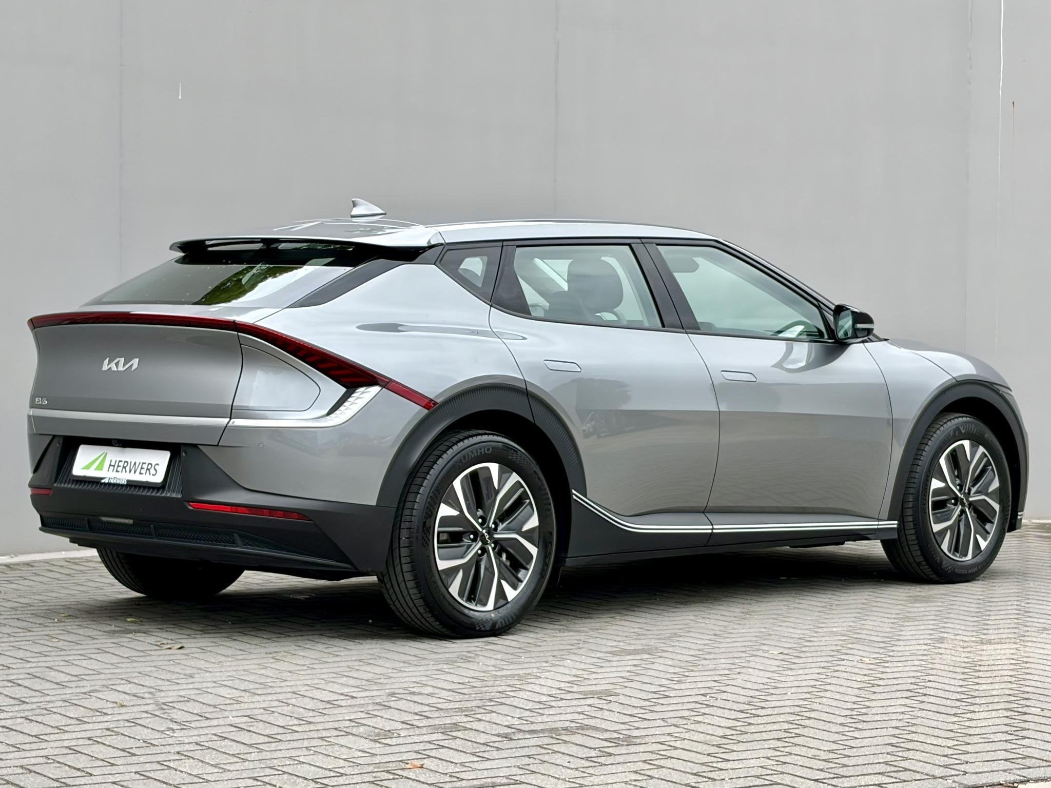 Kia EV6 Edition 77.4 kWh / SOH 100% / Fabrieksgarantie tot 1, Auto's, Automaat, Gebruikt, Automatische klimaatregeling, 1600 kg