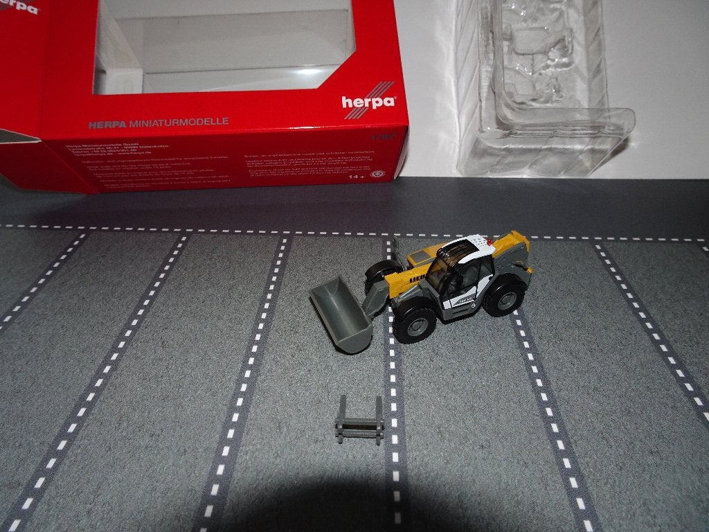777 herpa liebherr telescooplader t60-9s verreiker 1:87 truc, Hobby en Vrije tijd, Modelauto's | 1:87, Ophalen of Verzenden, Nieuw