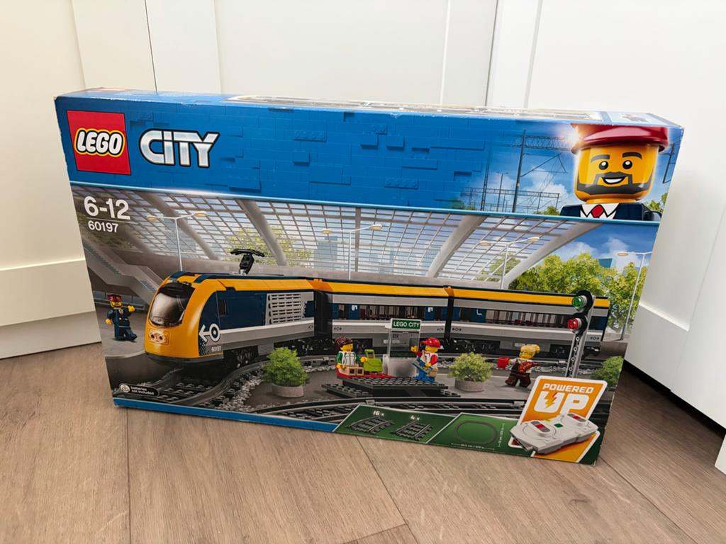 Lego City Passagierstrein 60197 - Nieuw in doos!!, City, Lego, Ophalen of Verzenden, Zo goed als nieuw