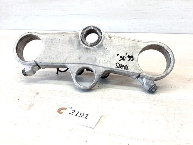 GSXR750 1998 - 2000, 1996 - 1997 Suzuki Kroonplaat D1-53501
