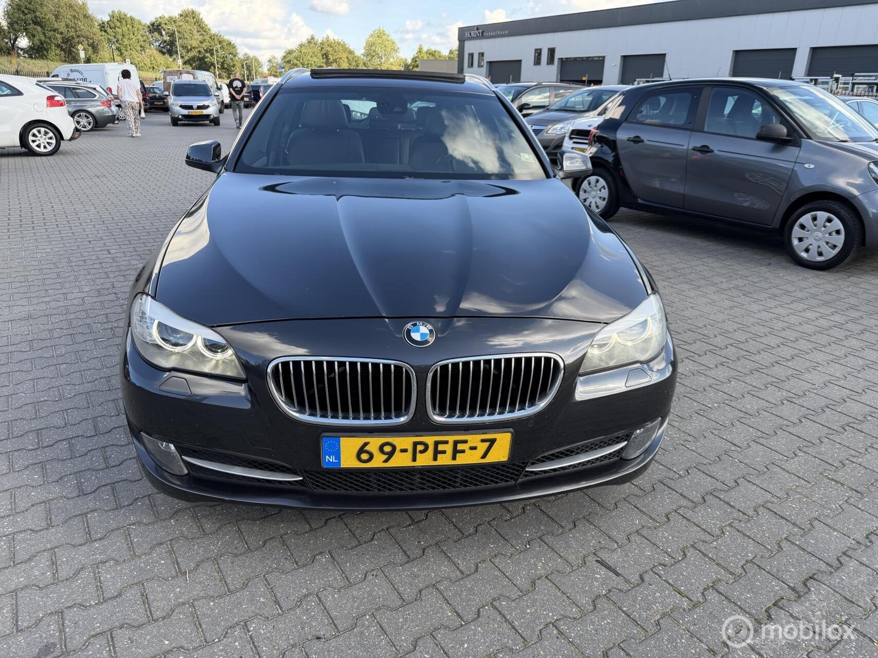 BMW 5-serie Touring 528i High Executive trekhaak, Achterwielaandrijving, Gebruikt, Zwart, 2996 cc