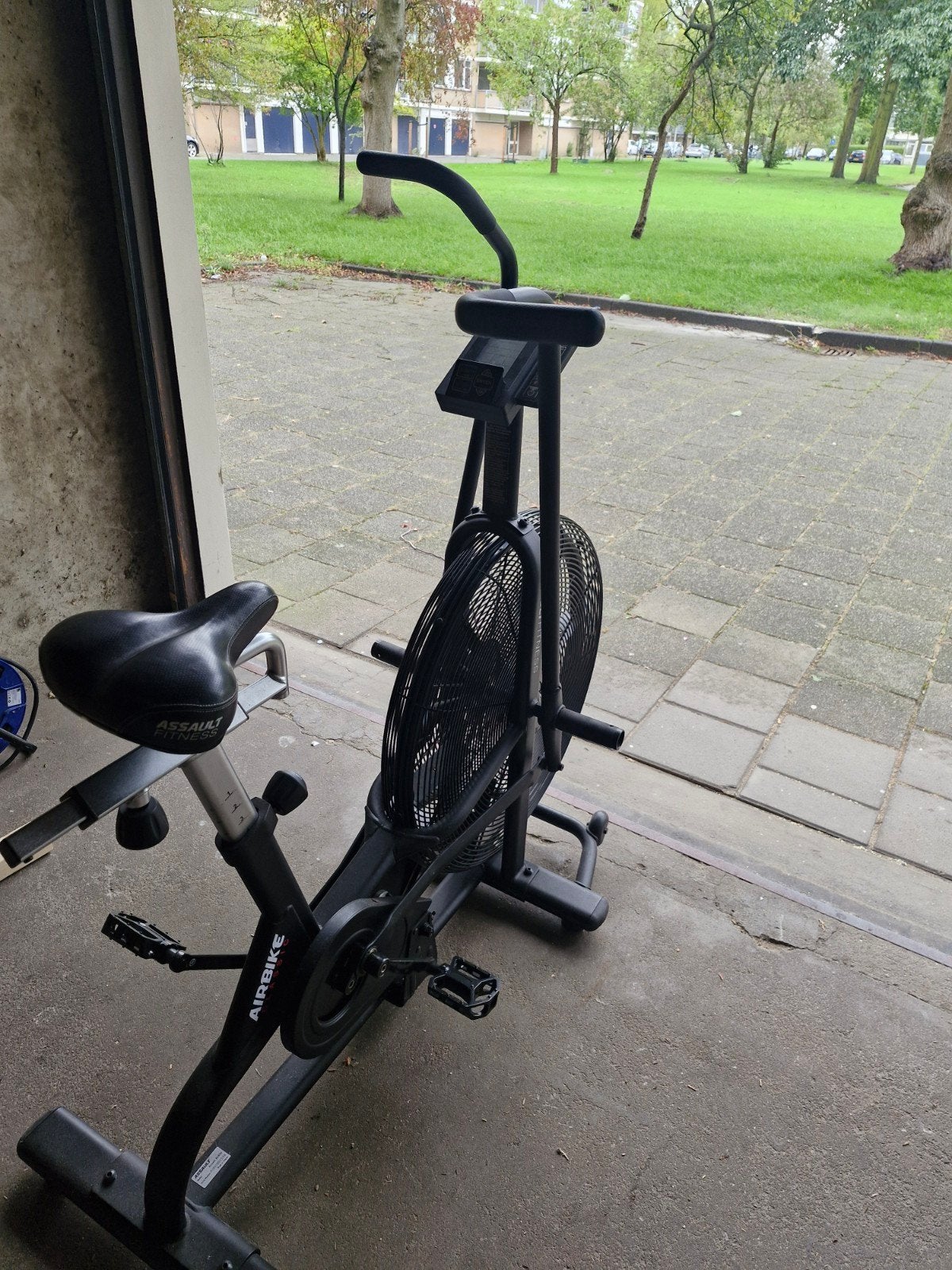 Assault Airbike - Krachtige Cardio Training, Ophalen, Gebruikt, Armen, Airbike