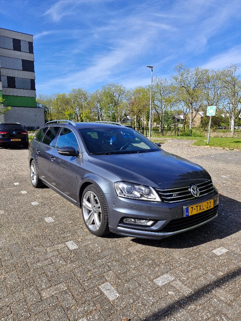 Volkswagen Passat R-line, Automaat, Trekhaak, leder, Xenon.., Auto's, Volkswagen, Euro 5, 4 cilinders, Adaptive Cruise Control