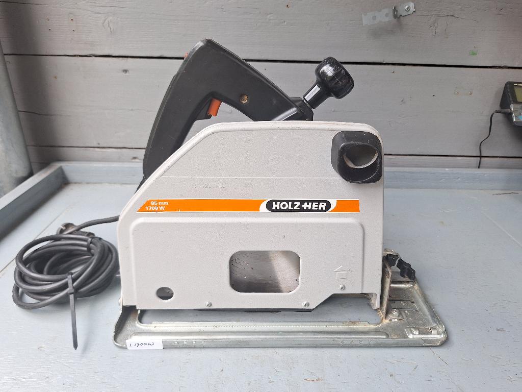Holzher 2120 inval cirkelzaag 1700w (1), Gebruikt, Cirkelzaag, Ophalen of Verzenden, 30 tot 70 mm